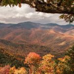 5 Reasons to Take Your Family to Tennessee This Fall